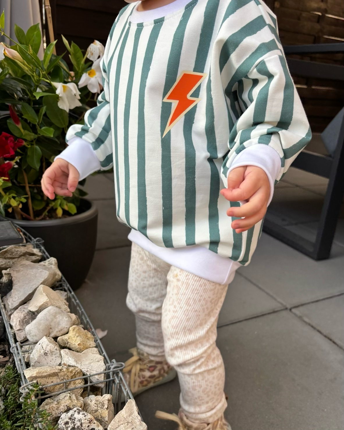 Handmade Oversized Sweater „Play all Day“