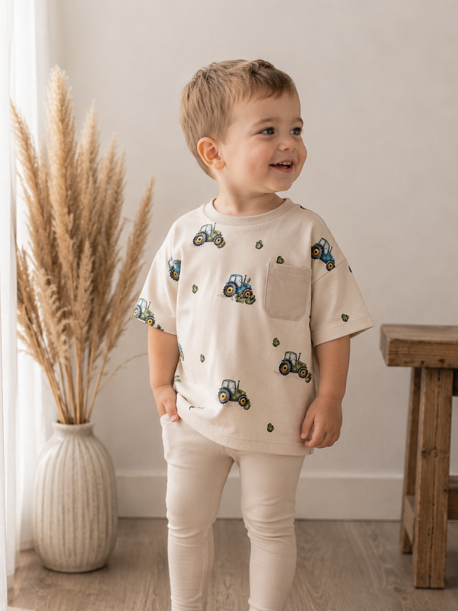 Handmade Oversized T-Shirt „Trecker“