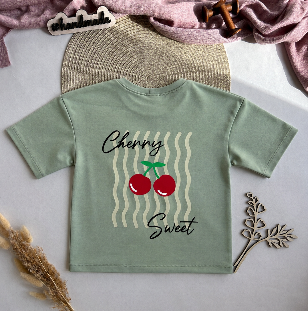 Handmade Oversized T-Shirt „Cherry Sweet“
