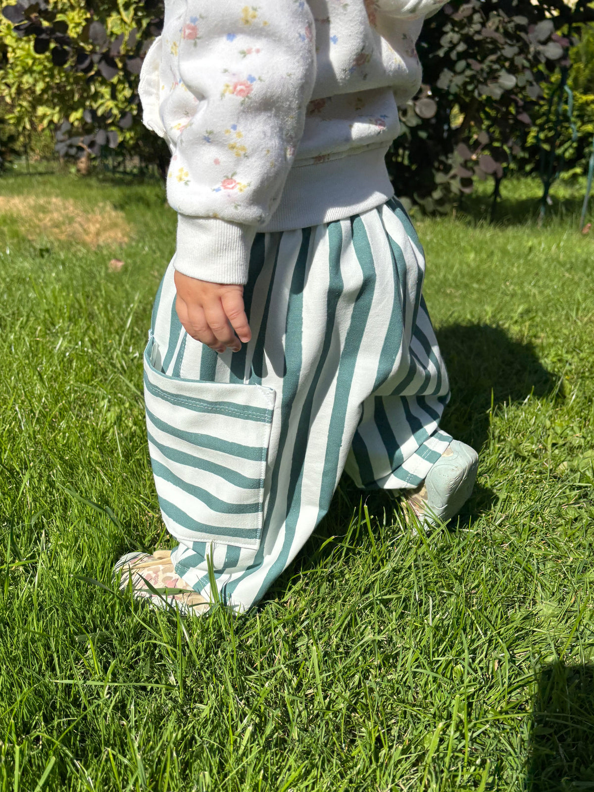 Barrel Pants „Streifen Grün“
