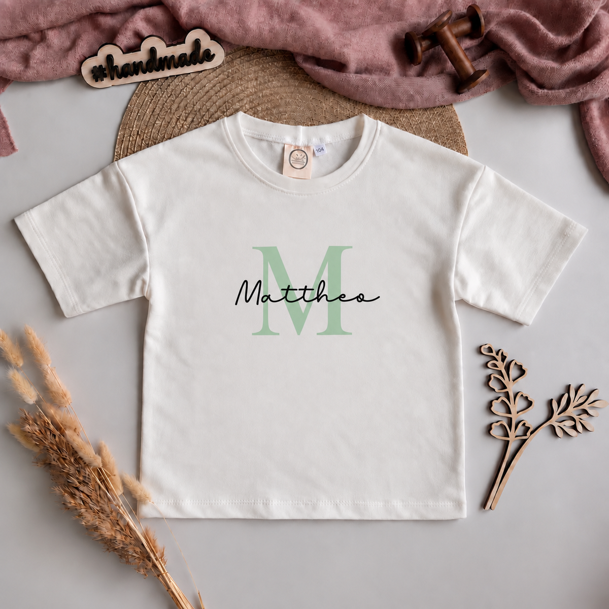 Handmade personalisiertes Oversized T-Shirt „Buchstabe“