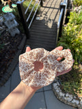 Handmade Scrunchie „Leo-Muster“