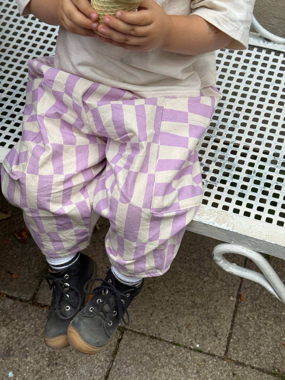 Barrel Pants „Lila Karo“
