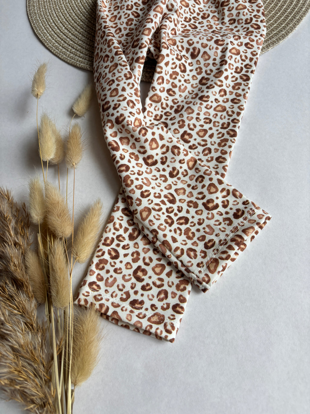 Handmade Leggings „Leo dunkel“