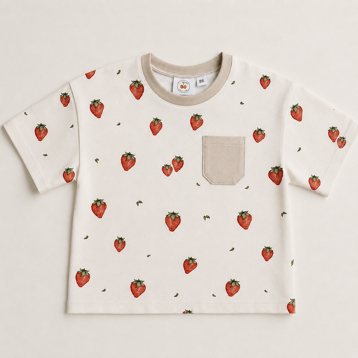 Handmade Oversized T-Shirt „Erdbeeren“