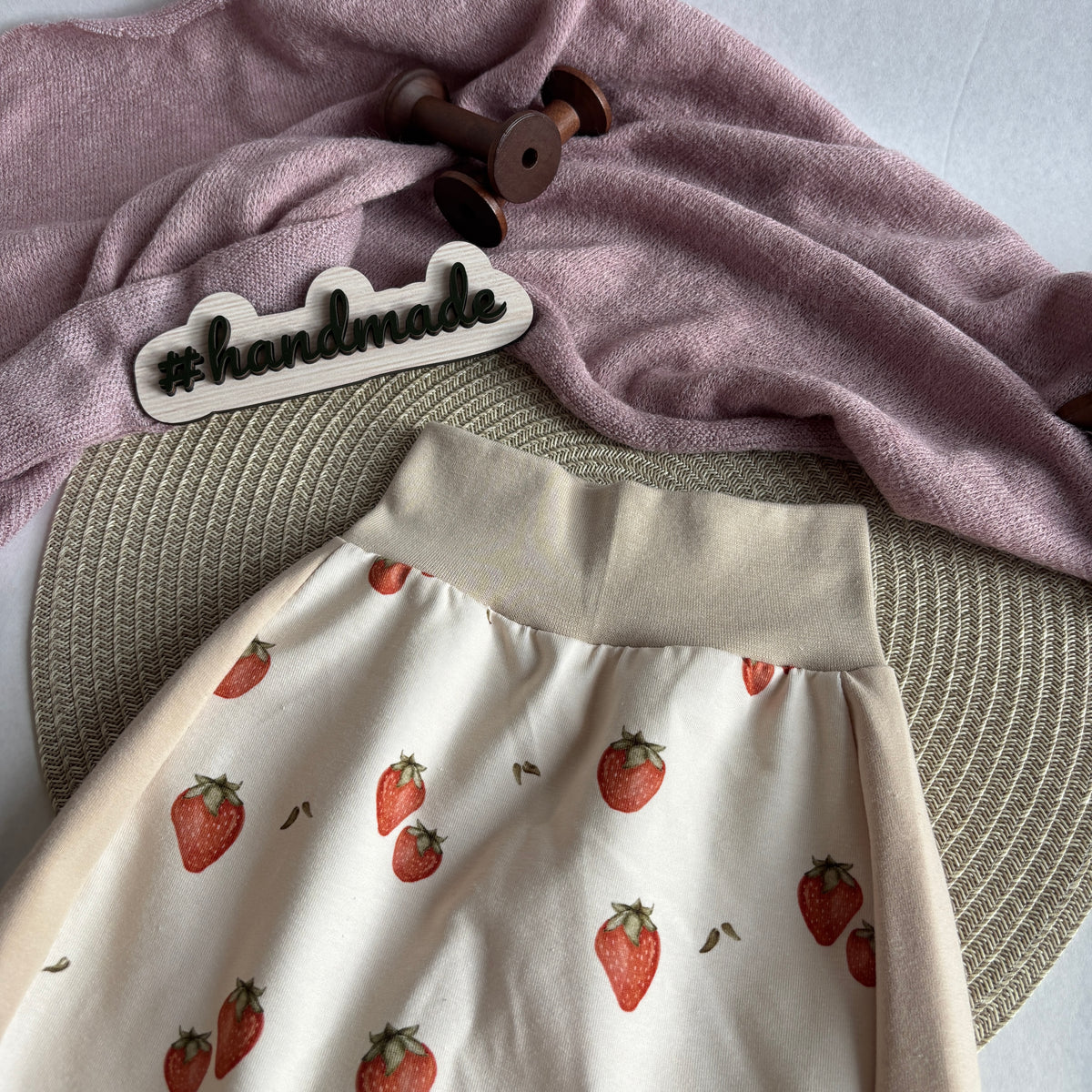 Handmade Pumphose „Erdbeere"