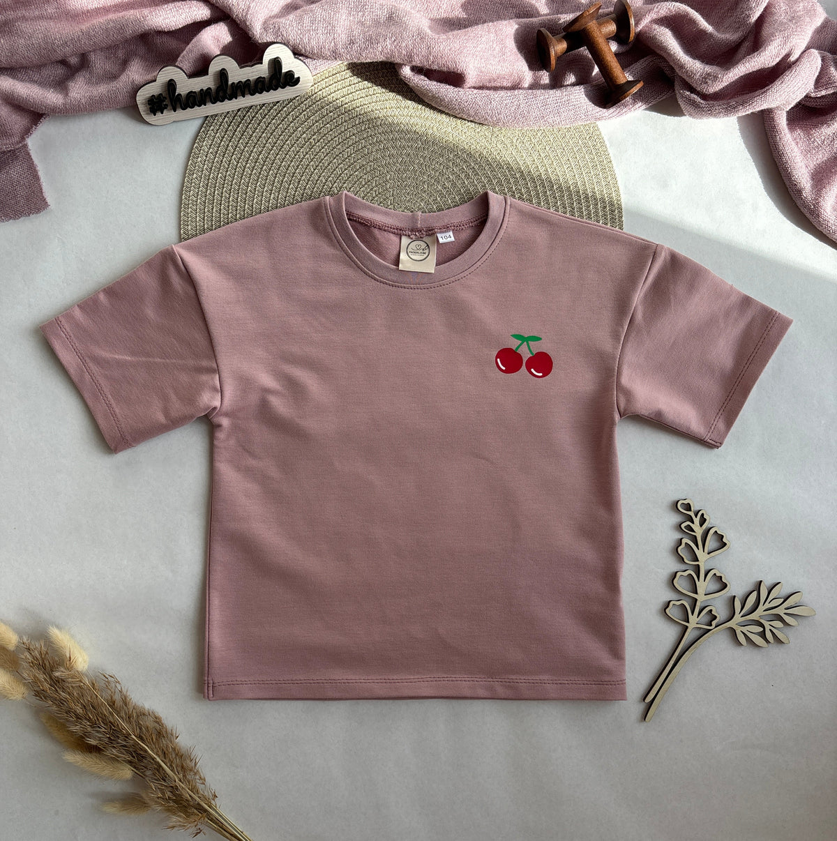 Handmade Oversized T-Shirt „Cherry Sweet“