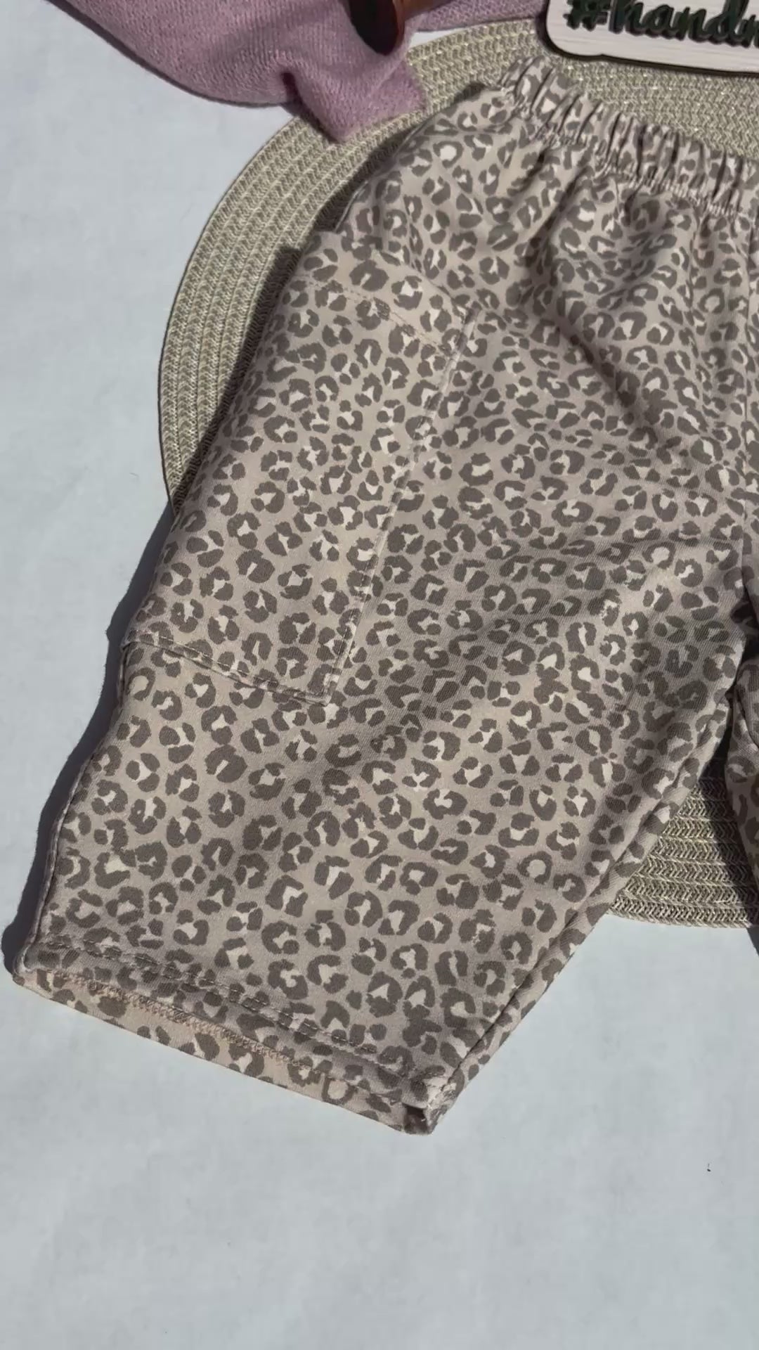 Barrel Pants „Leo Greige“