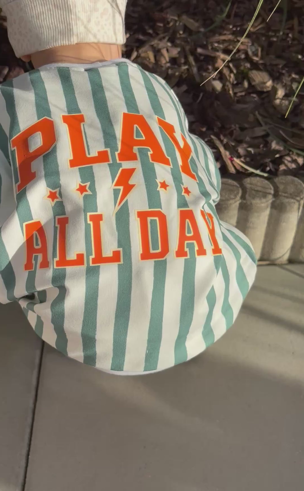 Handmade Oversized Sweater „Play all Day“