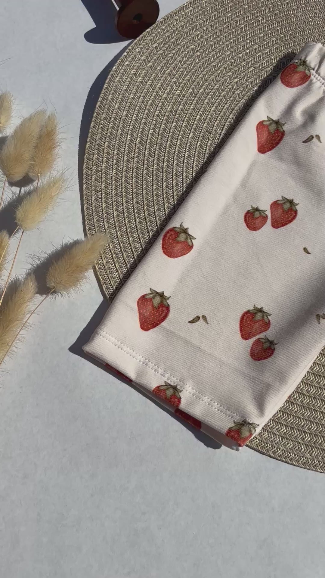 Handmade Radlerhose „Erdbeere“