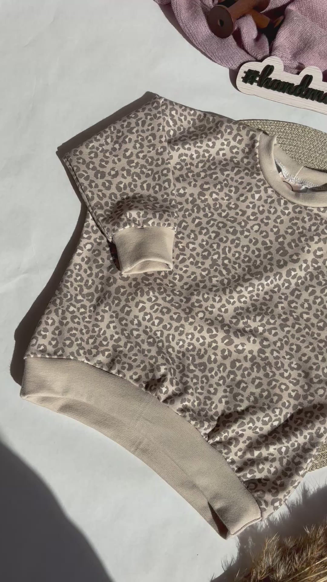 Handmade Oversized Sweater „Leo Greige“